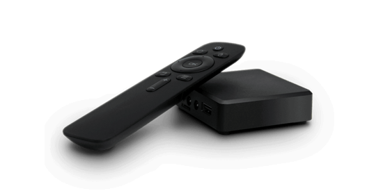 aparelho tvbox juntamente com o controle remoto